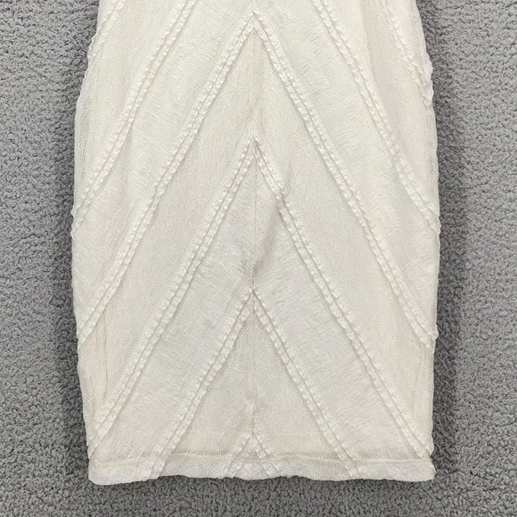Bailey 44 Cream Chevron Lace V-Neck Sheath Dress Small Made in USA - Picture 14 of 15